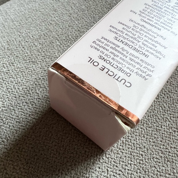 Pomegranate Cuticle Oil - Picture 3 of 3